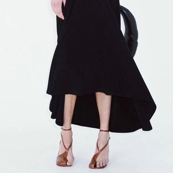 A.W.A.K.E. Mode Christine Asymmetric Strappy Sandals - Picture 4 of 4